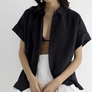 J. Crew Relaxed Fit Short Sleeve Shirt in Baird McNutt Irish Linen- Black